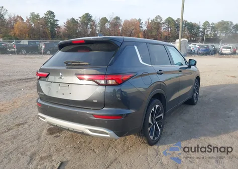 2024 Mitsubishi Outlander Se 2.5 2Wd/Se Black Edition S-Awc/Se Black Edition W/Pano Roof S-Awc z USA, uszkodzony, nr VIN JA4J3VA8XRZ068404